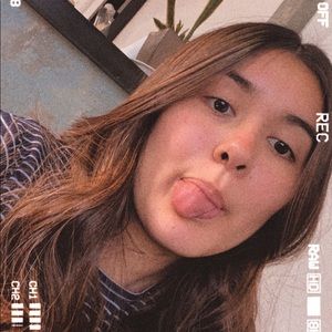 Meet your Posher, Ana